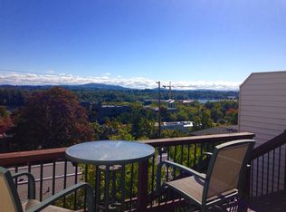 5032 SW View Point Ter, Portland, OR 97239