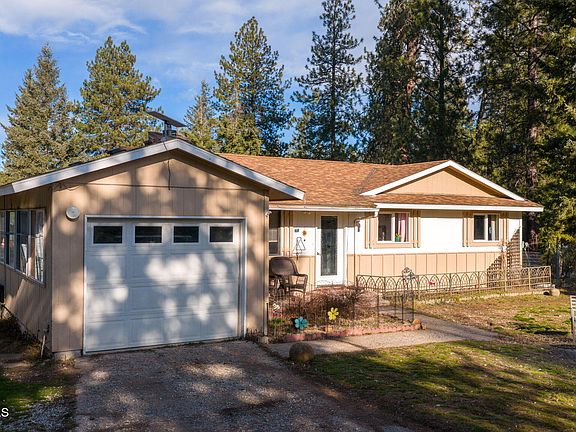 4th image of 1684 Bayview Rd