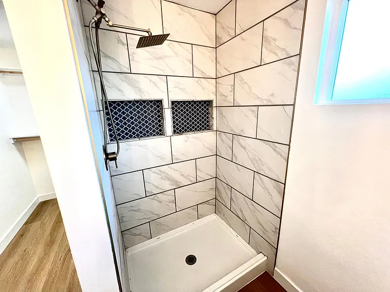233 W Harvard Ave — Photo 5
