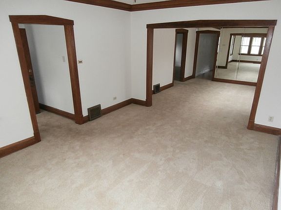 5th image of 305 S 26th Ave