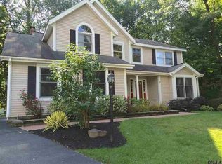 2 Georgia Ct, Rexford, NY 12148