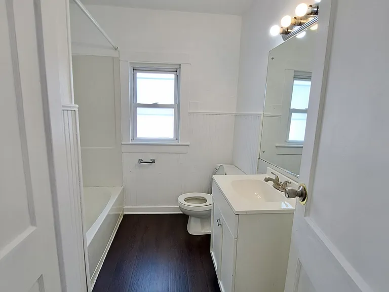 244 E Siebenthaler Ave — Photo 8