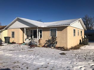 712 S State St, Bassett, NE 68714