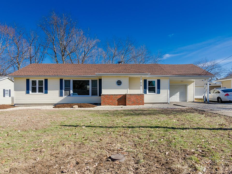 1st image of 210 Northmoor Pl