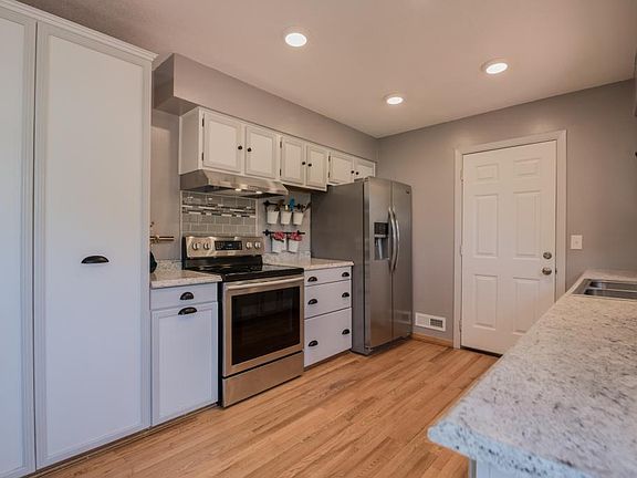 5th image of 2616 Croixwood Blvd