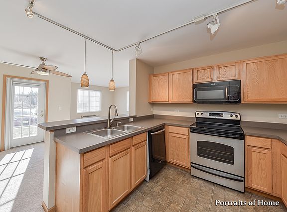 5th image of 701 Silverstone Dr #701