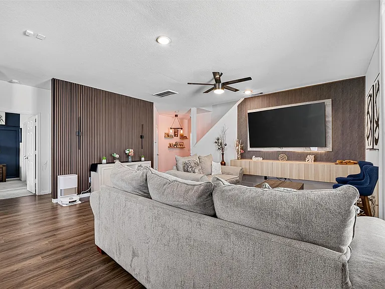 7031 Hobby Wind Ridge Dr — Photo 12