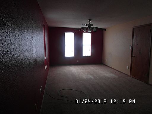 4th image of 607 NW Dearborn Ave