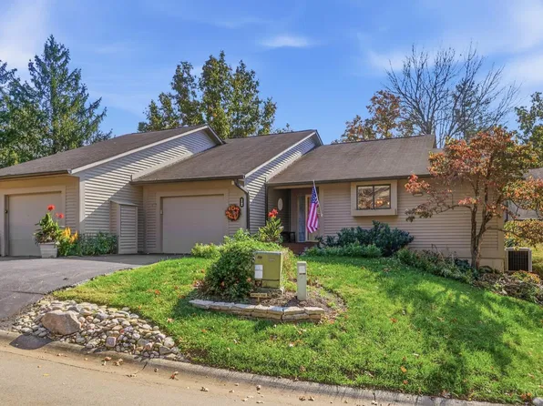 12 Miami Woods Dr #18, Milford, OH 45150