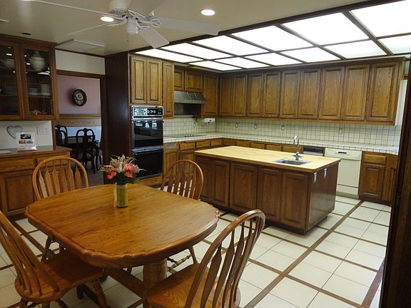 4th image of 4630 Brent Ct