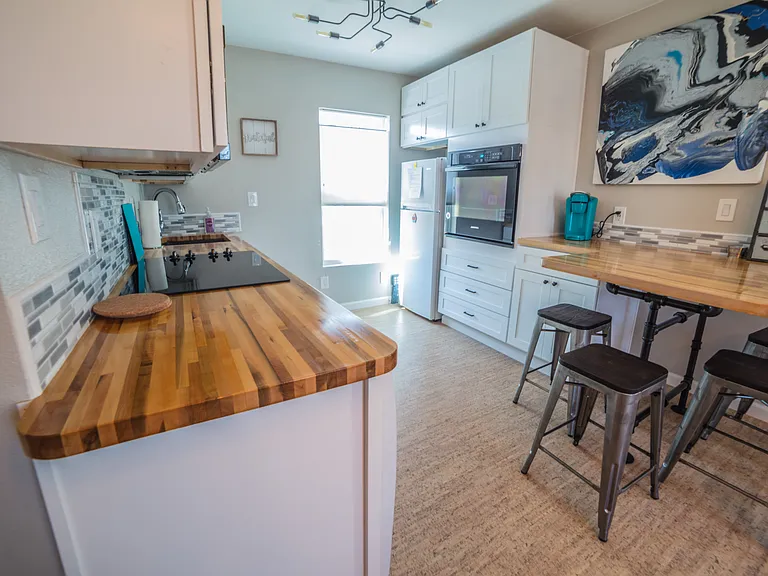120 N Corona St #B — Photo 9