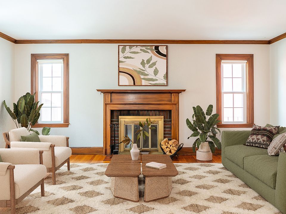 Living Room (Virtually Staged)