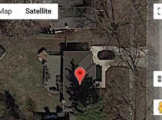 104 N Owen St, Mount Prospect, IL 60056