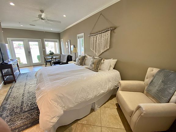 2nd image of 151 Villa Point #37420F172