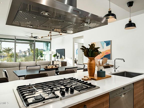 4th image of 7120 E KIERLAND Boulevard #311