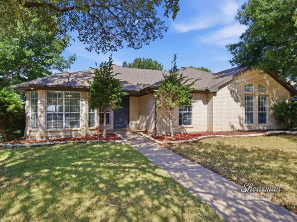 1 Basswood Dr, Wichita Falls, TX 76310