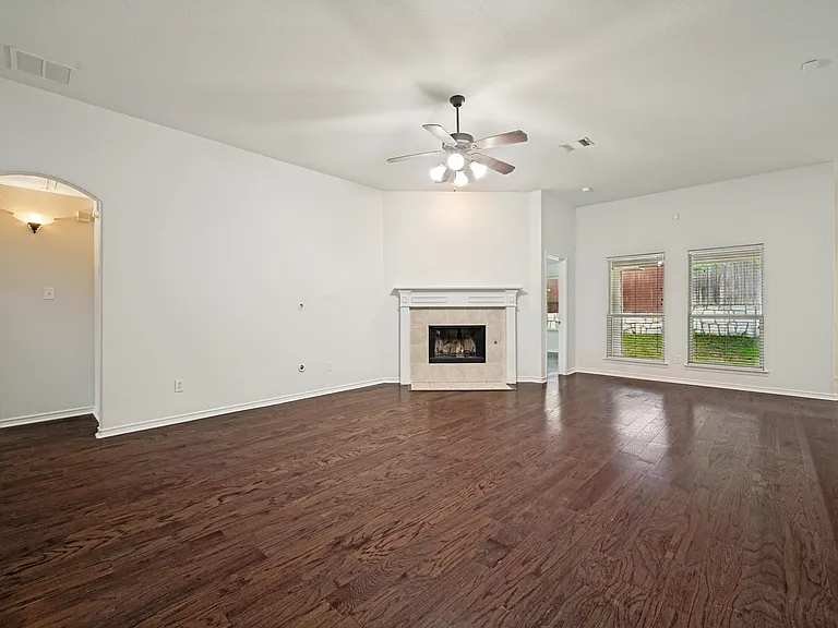 7816 Riverwalk Trl — Photo 9