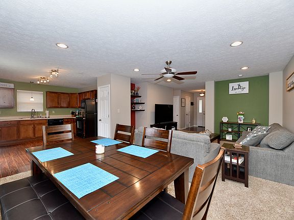 4th image of 11429 Pegasus Dr