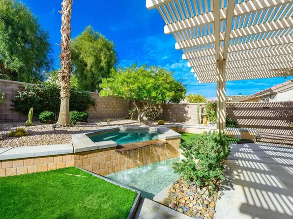 35897 Bramblewood Ave, Palm Desert, CA 92211