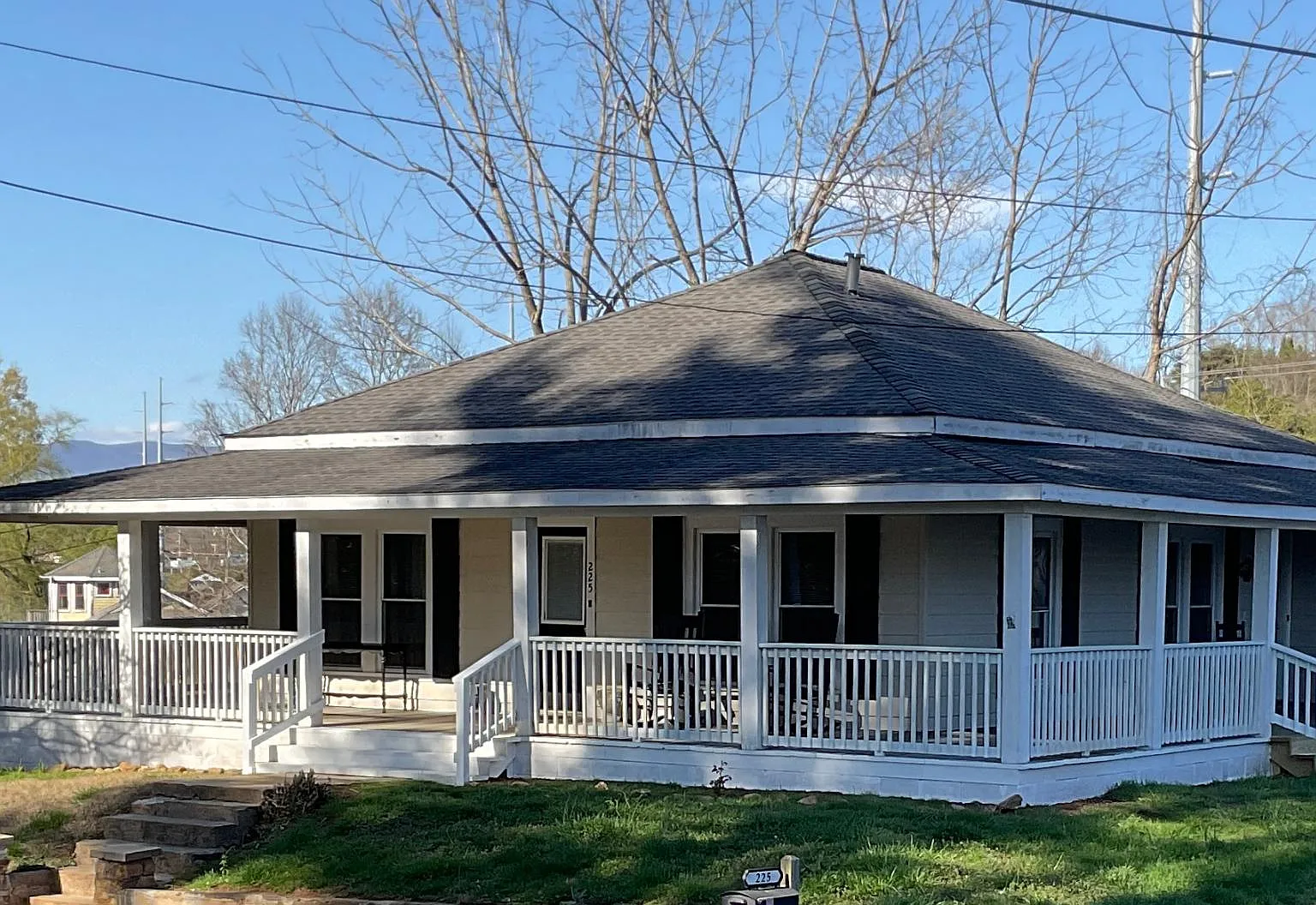 225 Rice Street — Photo 2