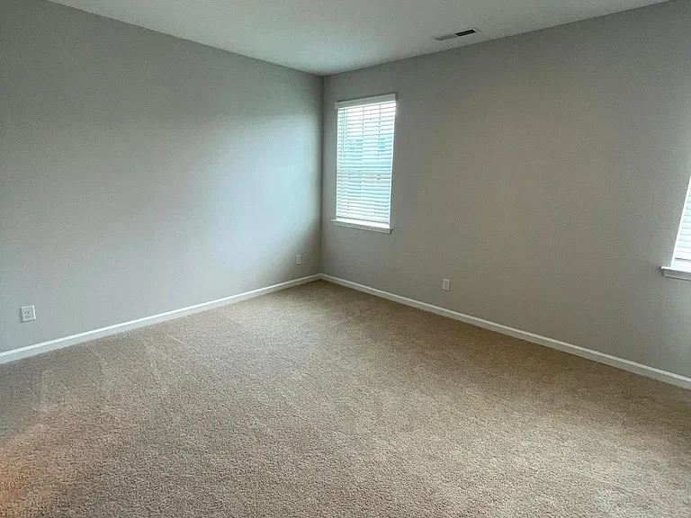 1036 Commack Dr — Photo 56