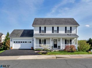 1236 Amber Ridge Rd, Charlottesville, VA 22901