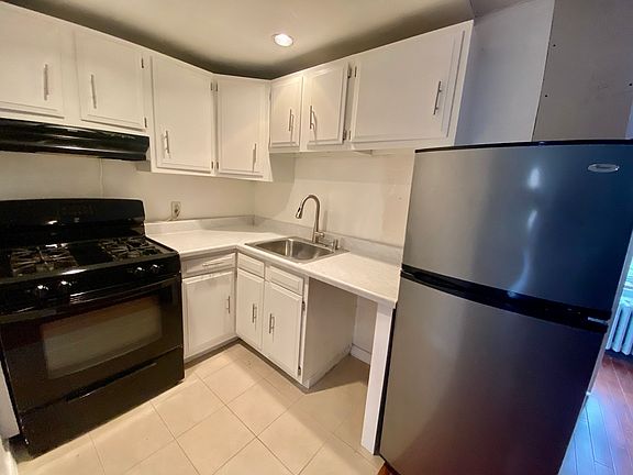 5th image of 54 5th Ave #3A