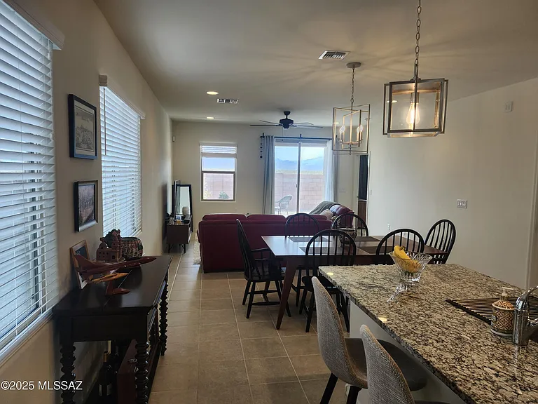11268 S Weismann Dr — Photo 4