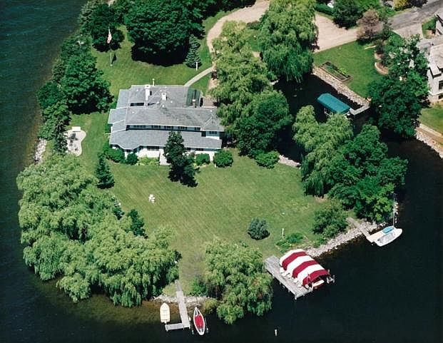 Aerial view of this property !