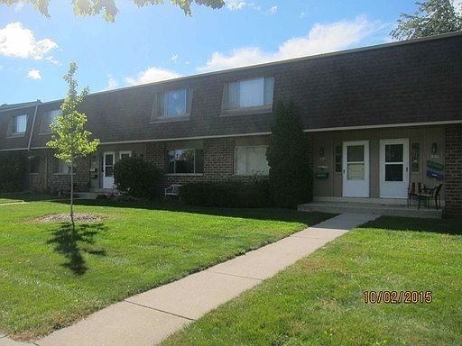 1st image of 146 W Falls Rd