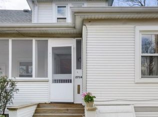 2714 Ewing Ave, Evanston, IL