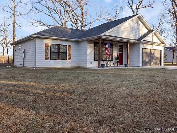 4th image of 1660 Farrell Dr