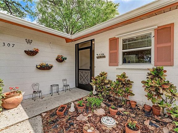 5th image of 3307 Woodmont Dr