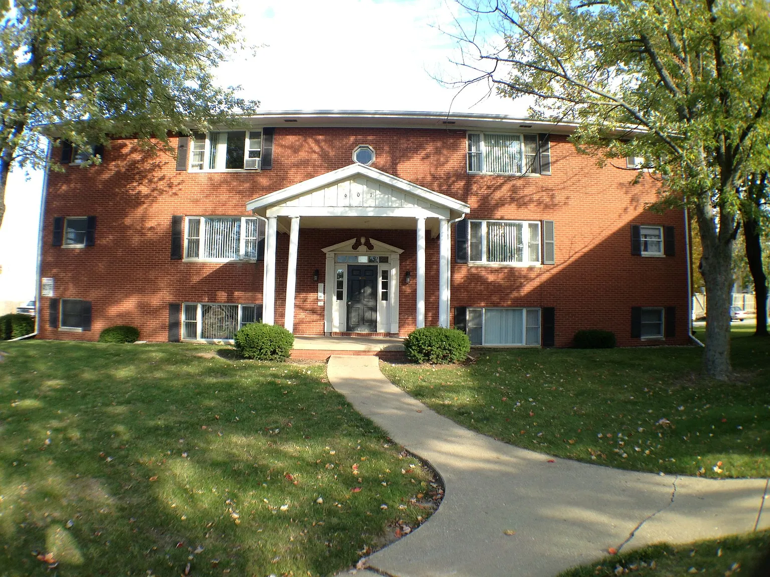 601 Bradley Drive — Photo 1