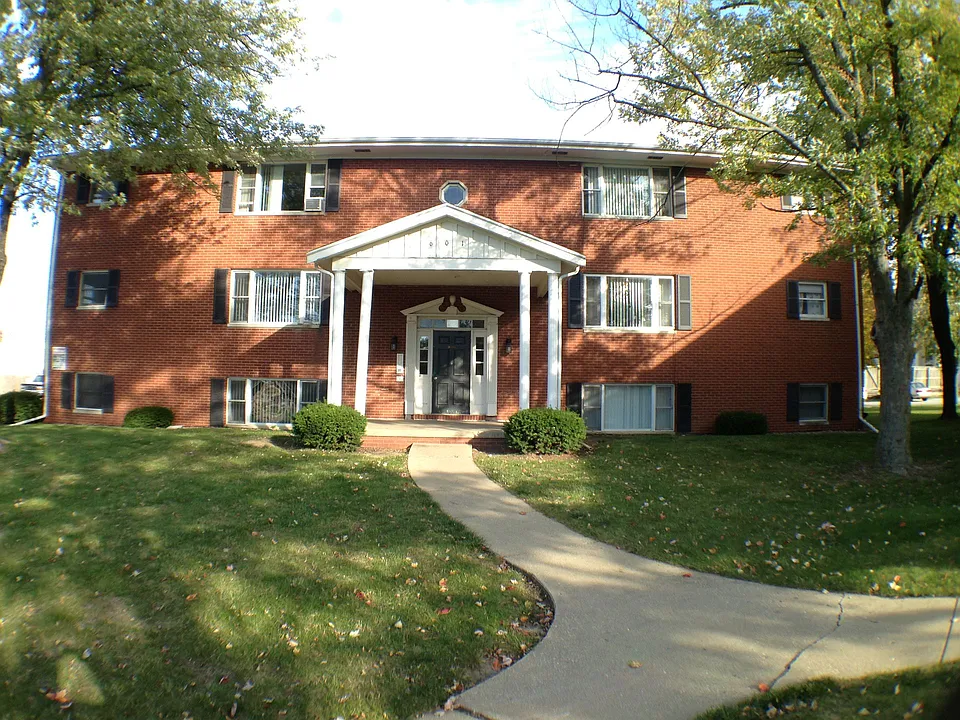 601 Bradley Dr