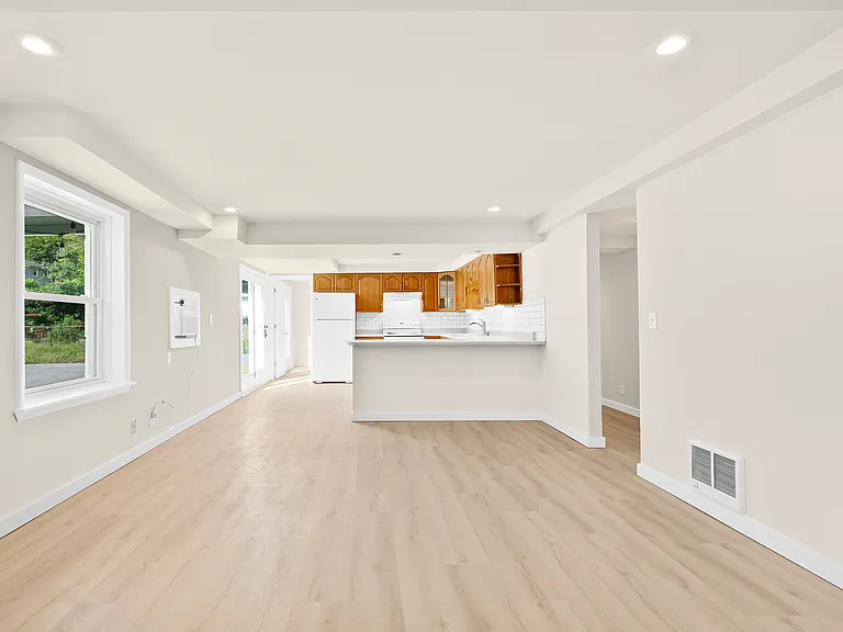 3841 Bonnacreek Dr #1 — Photo 2