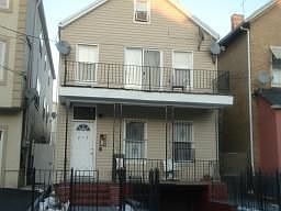 2nd image of 219 Fulton St