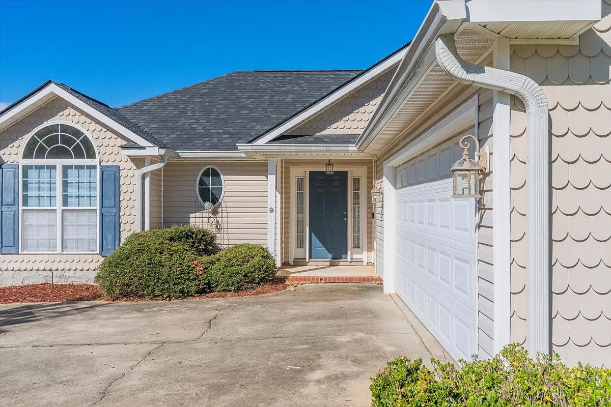 3 bed, 1528 sqft, $1,850 — Photo 4