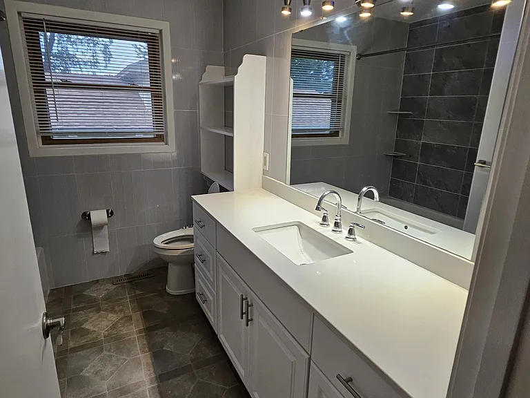 4268 Sun Cliff Rd — Photo 9