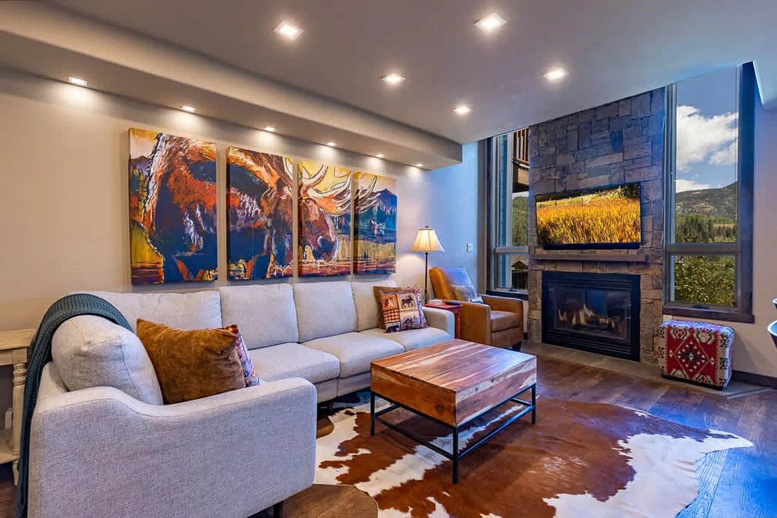 3 bed, 1.0 bath, $4,176 — Photo 1