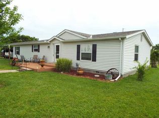 1955 130th St, Eureka, KS 67045