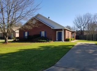 718 Sandy Ridge Ct, Montgomery, AL 36117