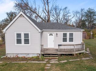 3614 Linneman St, Glenview, IL 60025