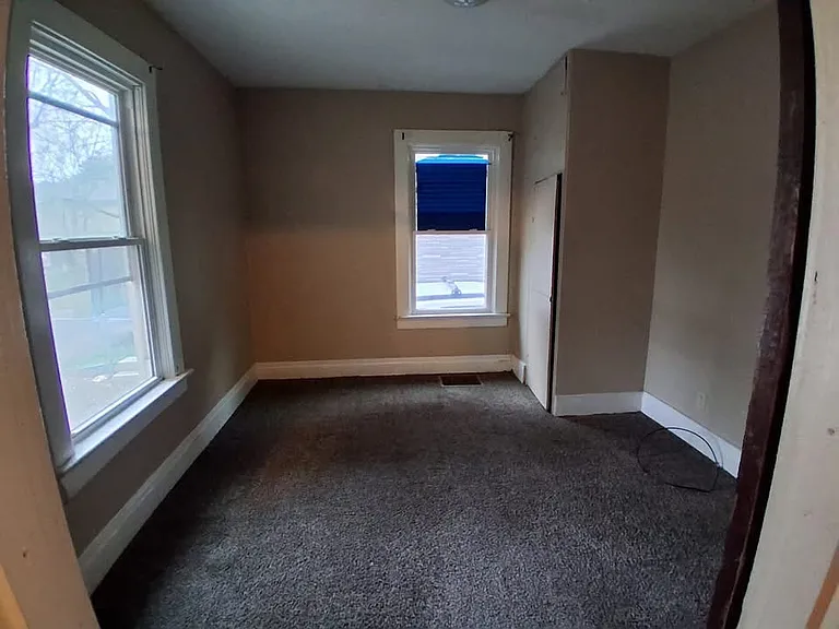 1405 William St — Photo 8