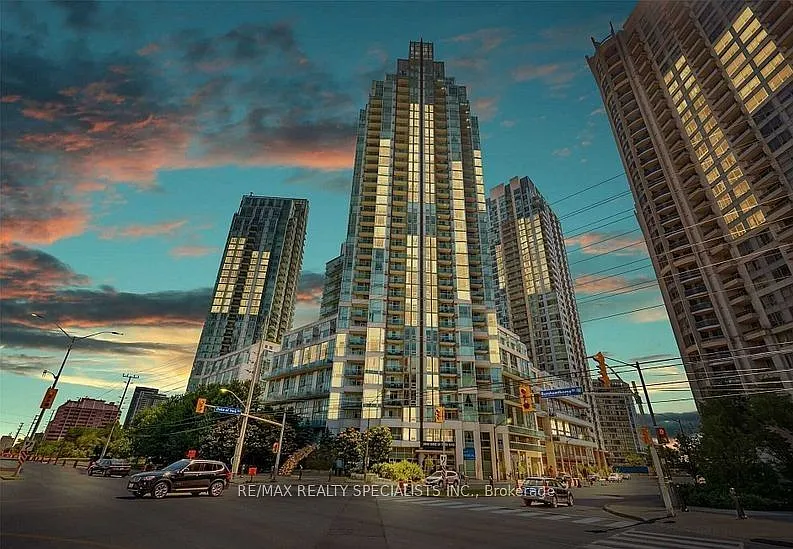 2 bed, $2,400 — Photo 1