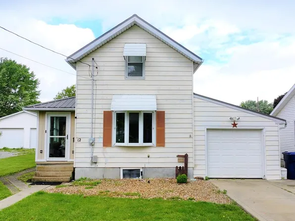 12 W Park Dr, Shelby, OH 44875