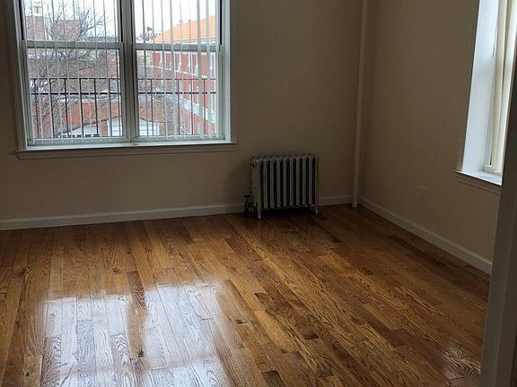 4th image of 5806 43rd Ave APT 3D
