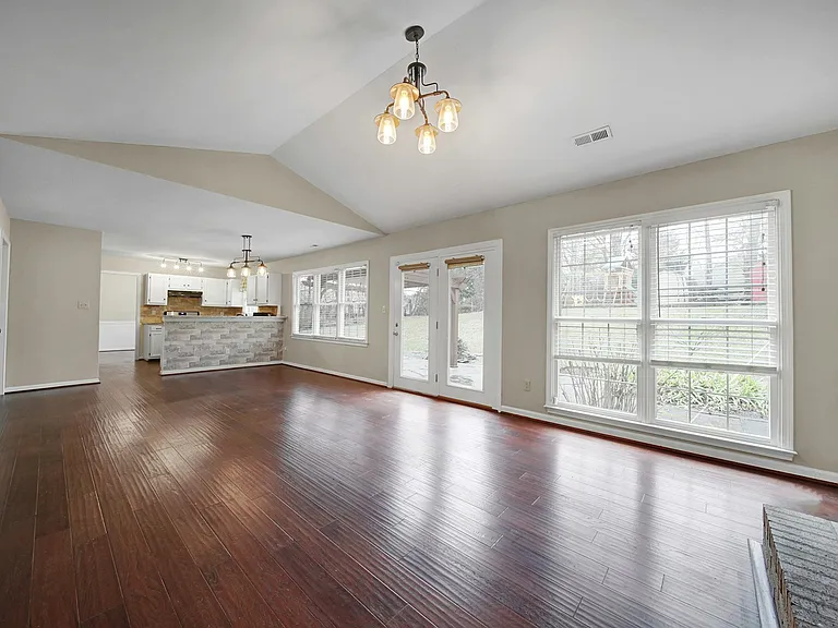 9911 Manbey Ct — Photo 11