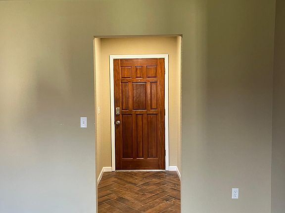 3rd image of 7817 N 121st East Ave