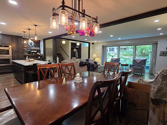 4th image of 124 Wendover Cir